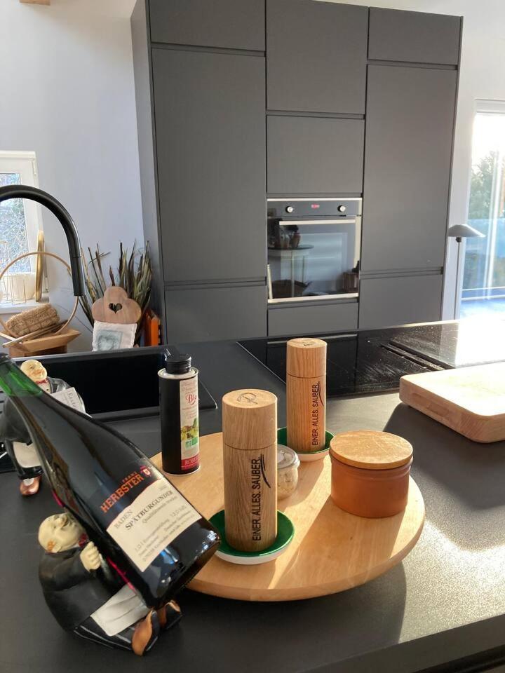 Neues Penthouse-Loft Mit Konuskarte Fuer Gratis Oepnv Apartment Ehrenkirchen Luaran gambar