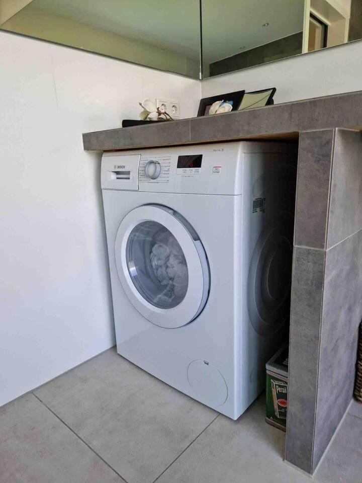Neues Penthouse-Loft Mit Konuskarte Fuer Gratis Oepnv Apartment Ehrenkirchen Luaran gambar
